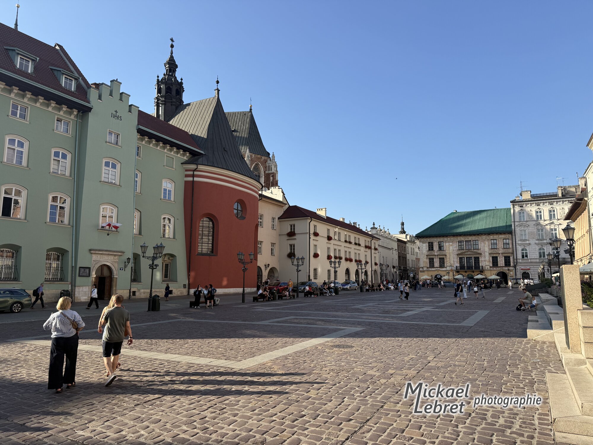 Le Mały Rynek, l'arrière-cour paisible de la basilique