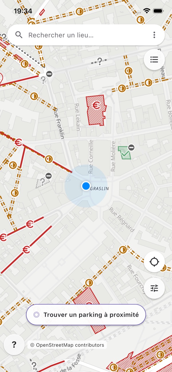 Dans l'app iPhone, à 19 h 34 : l'ambre à côté des rues encore payantes